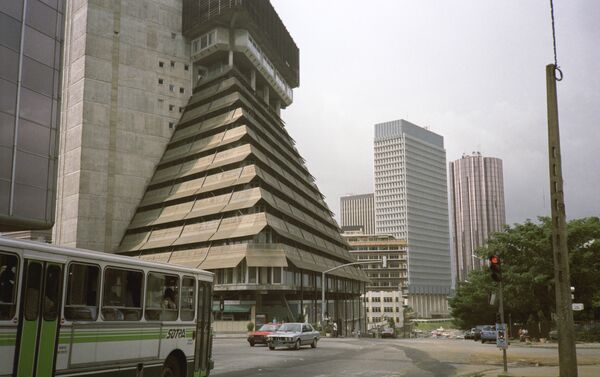 Кот-д’Ивуардағы жол қозғалысы және ландшафттар