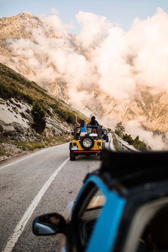 Албанияның таулы жолдары мен туннельдері