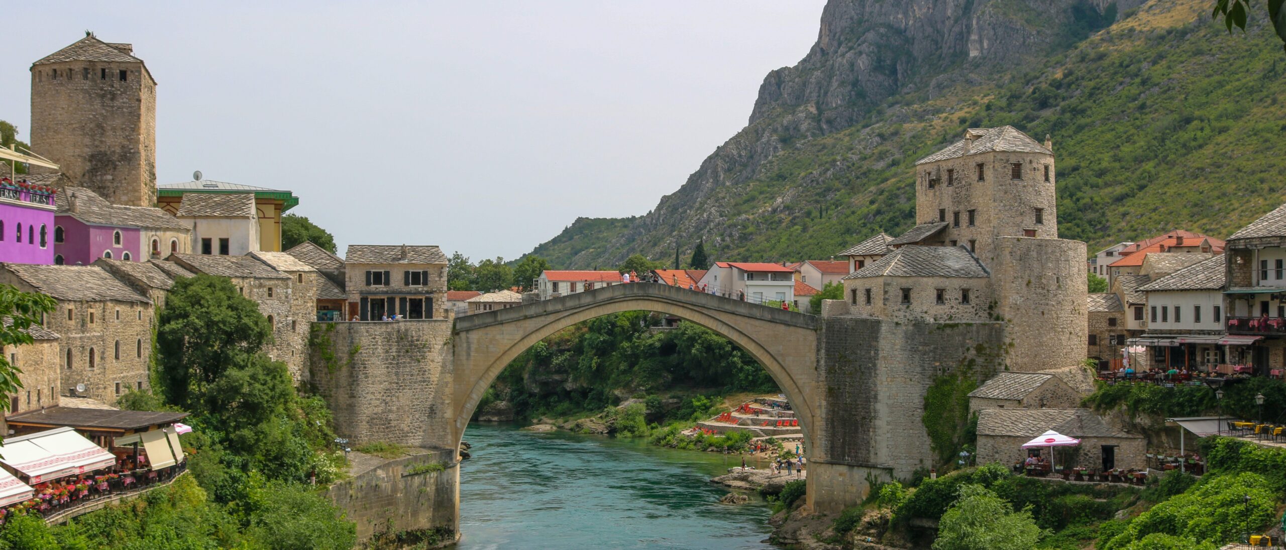 Боснияның көпірі мен көркем пейзаждары