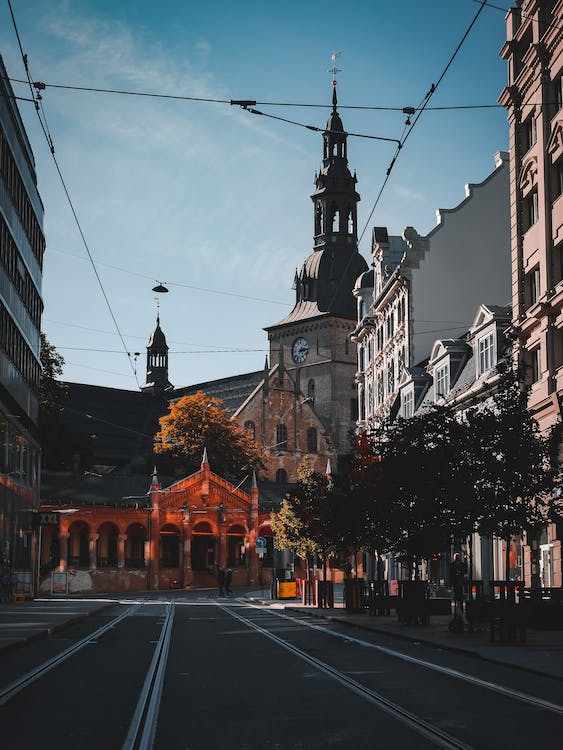 Латвияның жолдары мен табиғаты