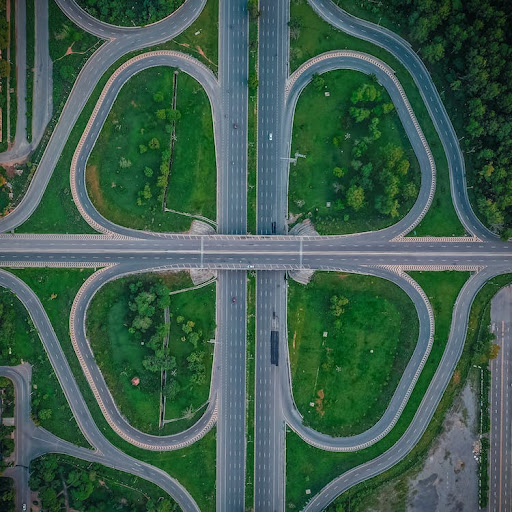 Пәкістандағы автомобиль жолдары мен жол айрықтары