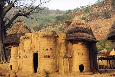 Того Республикасы бойынша автосаяхат: мәдениет пен табиғат